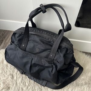 Lululemon duffel/travel bag